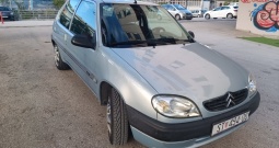 Citroen saxo 1,1i 44kw registriran 161000km mala potrošnja bez hrđe prodajem