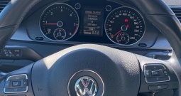 VW pasasat variant 2.0 TDi 2011 godina 164000 km reg. 12/2024