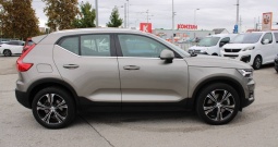 Volvo XC40 T5 Plug-in Hybrid AUTOMATIK *PANORAMA, LED, KAMERA, HARMAN KARDON*