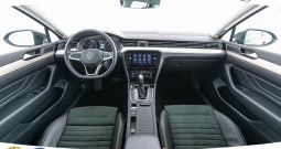 VW Passat Variant 2.0 TDI DSG Elegance 150 KS, ACC+KAM+LED+GR SJED+NAVI+ASIST