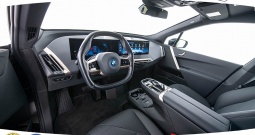 BMW iX xDrive 40 Sport 326 KS, ACC+KAM+LED+GR SJED+HEAD+ASIST