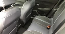 Peugeot 2008 allure 1,2 puretech 130