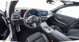 BMW 320e Touring Aut. M Sport 204 KS, ACC+LED+GR SJED+PANO+WIDES+ASIST