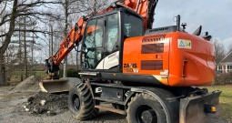 Bager Hitachi ZX well equipped