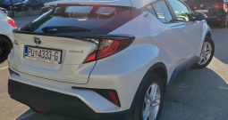 Toyota C-hr, 1.8 Hybrid/ benzin, automatic, 2023.g., perla bijela