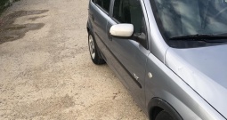 Opel corsa 1,7 DI