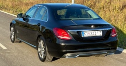 Mercedes-Benz C-klasa 220 D