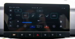 NOVO MG 4 64kWh Luxury 204 KS, ACC+KAM+LED+GR SJED+NAVI+ASIST