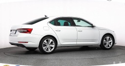 Škoda Superb 1.5 TSI Style 150 KS, ACC+KAM+LED+GR SJED+NAVI+ASIST