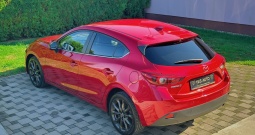 ⭐Novo⭐️Mazda 3 Skyactiv-d 1.5 Nakama⭐️ 55000km!, Soul Red, alcantara