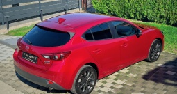 ⭐Novo⭐️Mazda 3 Skyactiv-d 1.5 Nakama⭐️ 55000km!, Soul Red, alcantara