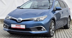 TOYOTA AURIS 1,8 HIBRID SOL