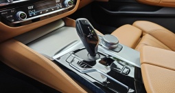 BMW 530D XDRIVE TOURING M-SPORT 2023 SERVISNA TVORNIČKO JAMSTVO REGISTRIRAN