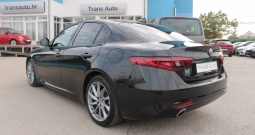 Alfa Romeo Giulia 2.0 TURBO AUTOMATIK *NAVIGACIJA*