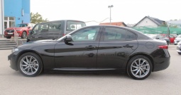 Alfa Romeo Giulia 2.0 TURBO AUTOMATIK *NAVIGACIJA*