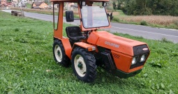 Traktor Goldoni 1040