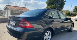 Mercedes-Benz 200 CDI , 2001. godište, 2.0 Diesel