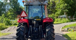 Traktor Massey Ferguson 5435