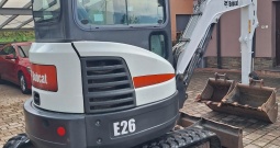 Bager Bobcat E26 Kubota motor valjak demper traktor kosilica 4x4