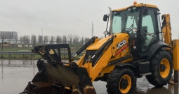 2018 JCB 3CX 4x4 Rovokopač-utovarivač