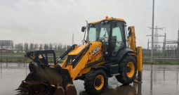 2018 JCB 3CX 4x4 Rovokopač-utovarivač