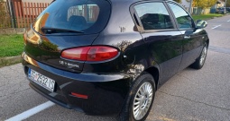 Alfa 147 1. 6 TS