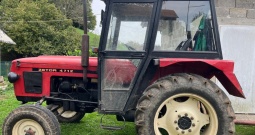 Traktor Zetor 4712