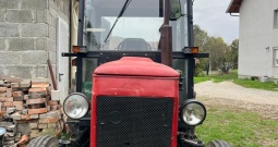 Traktor Zetor 4712