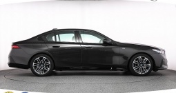 BMW 520d Steptronic M Sport 197 KS, ACC+KAM+LED+GR SJED+WIDES+ASIST