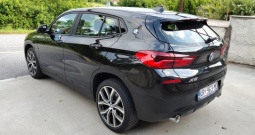 BMW X2 sDrive20d, automatik, xenon.