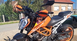 KTM DUKE 390