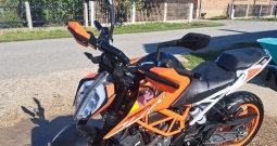 KTM DUKE 390