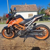 KTM DUKE 390