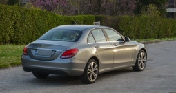 Mercedes-Benz C-klasa 300d Hybrid Diesel, u ponudi i Merc.C200d 2019. T model