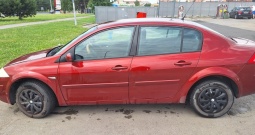 Prodajem Renault Megane Sedan 1.4 16v 135000km