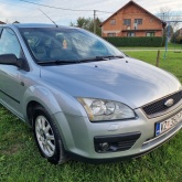 Ford Focus 1.6 16V Klima(radi) 5 vrata