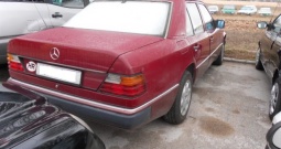 Mercedes 124 230