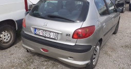 Peugeot 206 1.4 s plinom , rezervne djelove limarije i mehanike prodajemo