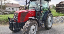 Trkator Massey Ferguson 2435 ST