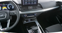 Audi Q5 50 TFSIe quattro S tronic 2xS line 299 KS, ACC+KAM+GR SJED+LED+PANO