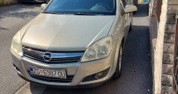 Opel Astra 2009 god. - reg do 27.02.2025