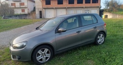 Golf 1.6 benzin, 5 vrata, 122000km, stanje odlično, zapis o pređenoj kilometraži