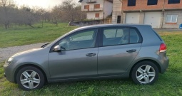 Golf 1.6 benzin, 5 vrata, 122000km, stanje odlično, zapis o pređenoj kilometraži