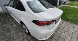 Toyota Corolla 1.5 VVT-IW LUNA u izvrsnom stanju