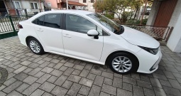 Toyota Corolla 1.5 VVT-IW LUNA u izvrsnom stanju