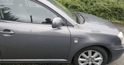 Toyota Avensis 2.0 D-4D Sol