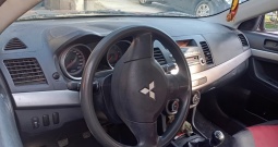 Prodaje se Mitsubishi Lancer 1.5 benzinac, 215000km, prvi vlasnik, alu felge