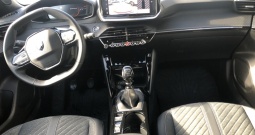 Peugeot 2008 Allure 1,2 Puretech 100