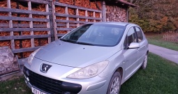 Peugeot 307 benzinac registriran do 9 mj.2025 180 000 km