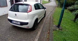 Fiat punto evo 2011g. Reg. 1g. U jako dobrom stanju